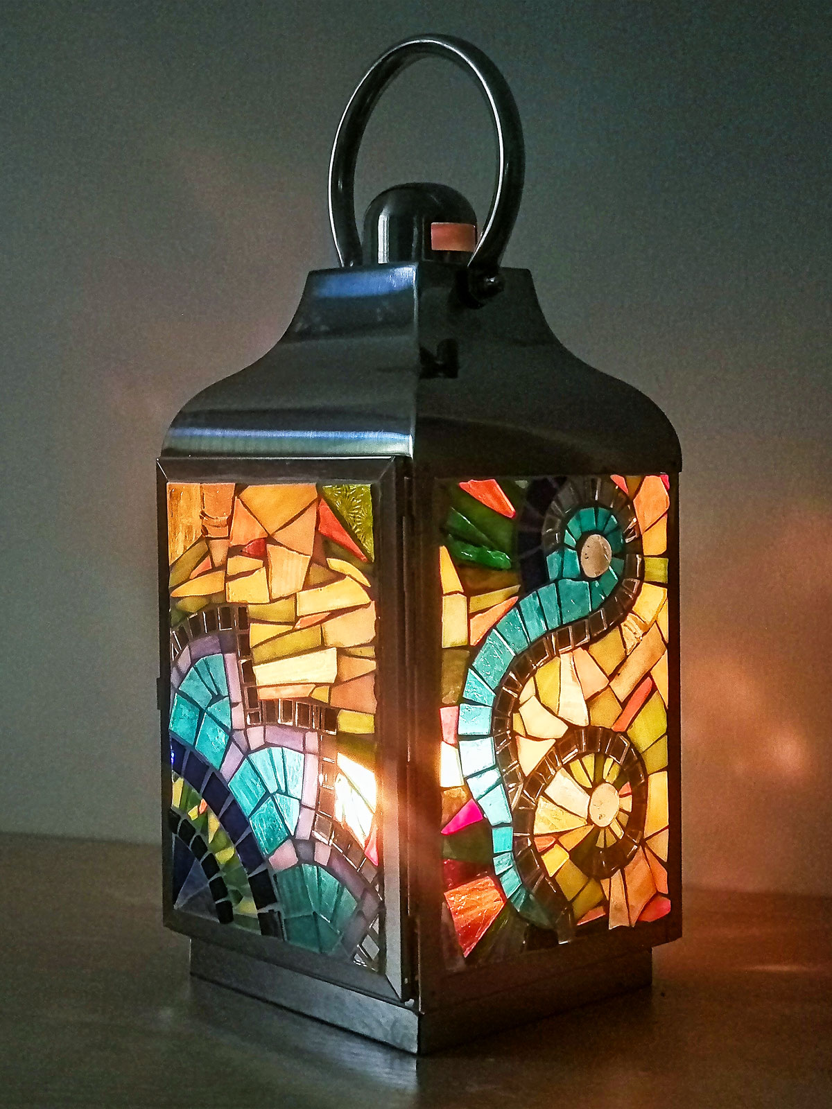 Glasmosaik Laterne, Lotus